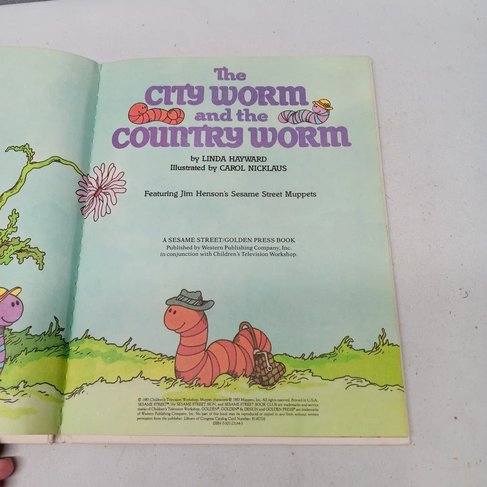 Sesame Street Oscar the Grouch City Worm Country Worm HC 1983 Golden Press